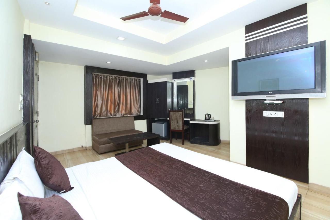 Oyo 2155 Hotel Wardhman Jabalpur Exterior photo