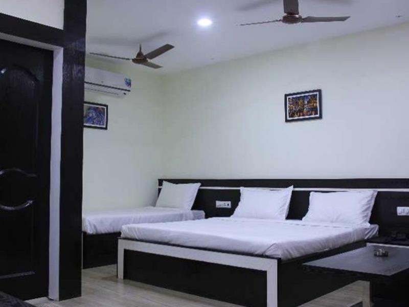 Oyo 2155 Hotel Wardhman Jabalpur Exterior photo